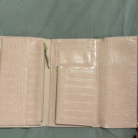 Ted Baker Passport Holder and Travel Wallet - Picture 5 of 7